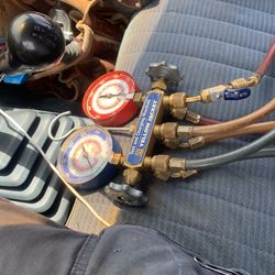 Yellowstone HvAc Gages