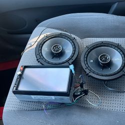 Radio And Two 6.5 Kickers 