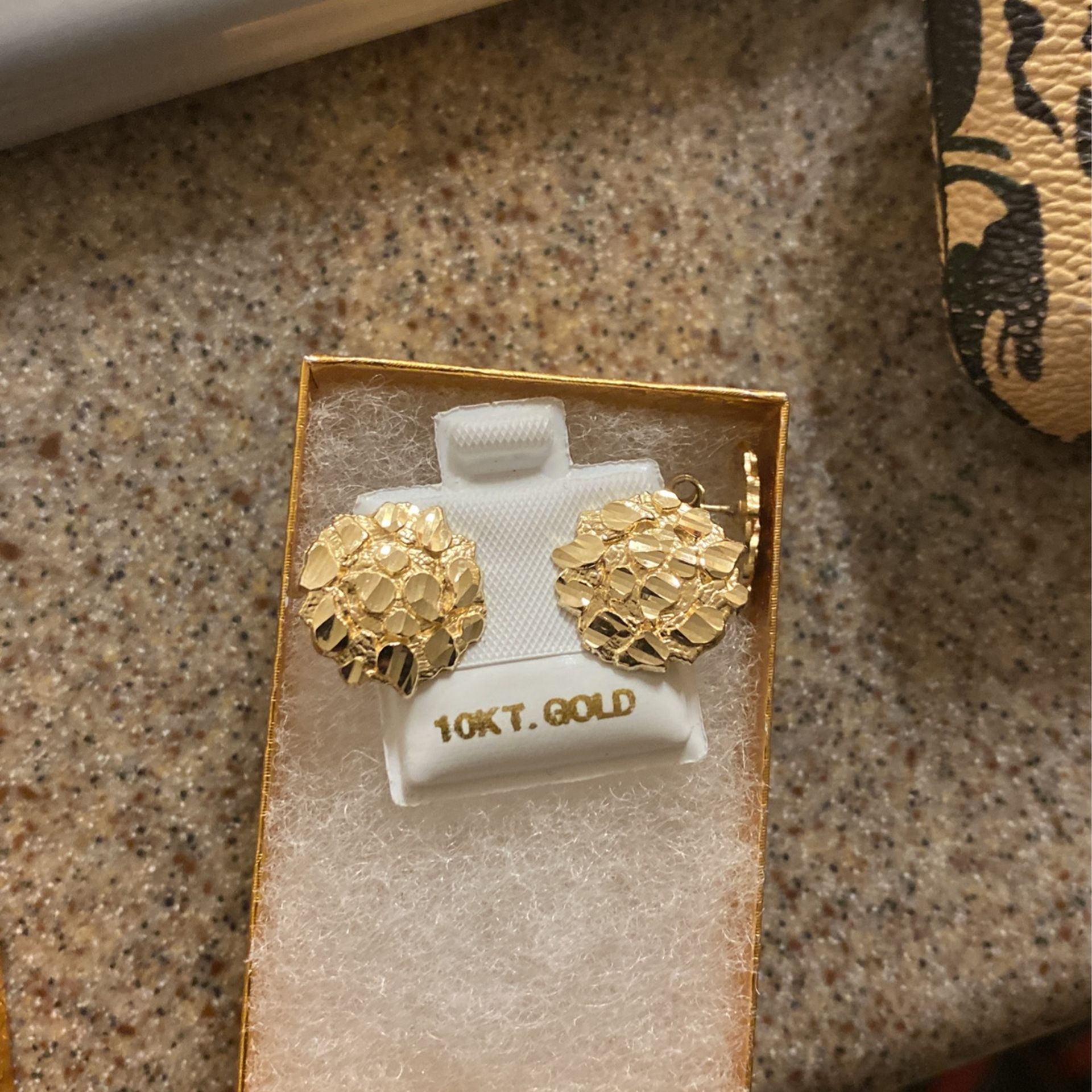 Nugget earrings 10k Gold