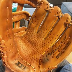 SSK Catching Machine