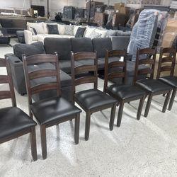 6 Chairs 