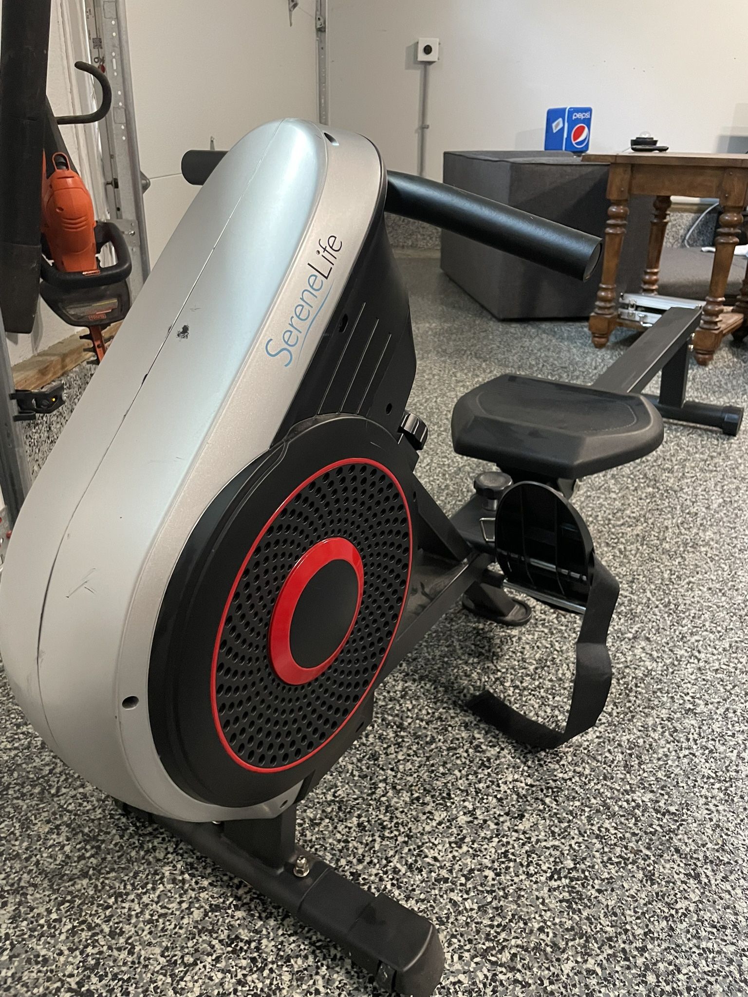 SereneLife Rowing Machine
