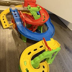 Fisher-Price Little People Sit 'n Stand Skyway