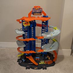 Hot Wheels Ultimate garage
