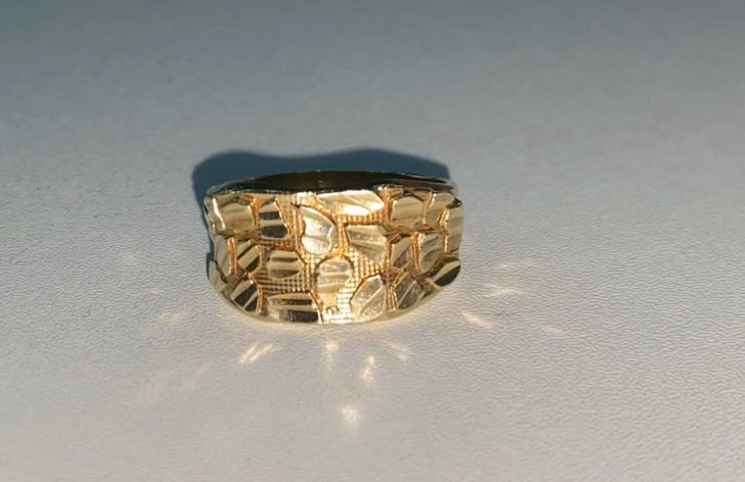 10k Gold Nugget Ring
