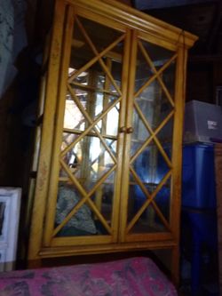Beautifully detailed lighted wardrobe