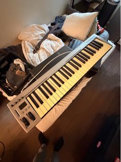 M-Audio Keystation 49 MK3 USB MIDI Keyboard Controller – Excellent Condition
