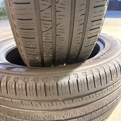 2 used tires 275/55/21 PIRELLI SCORPION VERDE