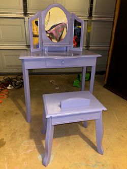 Children’s Vanity