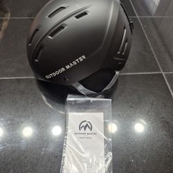Ski or Snowboarding Helmet (Outdoor Master)