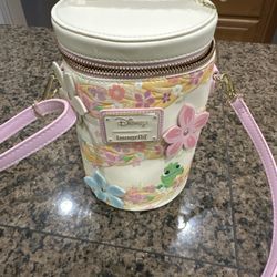 Over 150 music CDs  At least 75 have the CD cases  All Cd's pictured for just $25