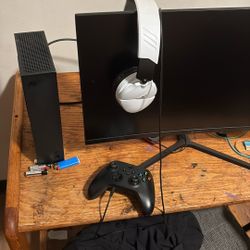xbox series s 1tb and monitor 