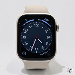 Apple Watch Series 8 45mm GPS - 80% Battery - Bundle Included
