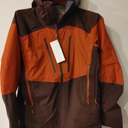 Brand New With Tags Mountain Hardwear Cyclone Jacket Size. Medium