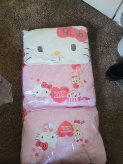 Hello Kitty Foldable Cushion 