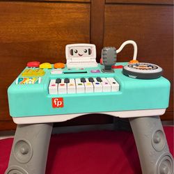 Baby DJ Table