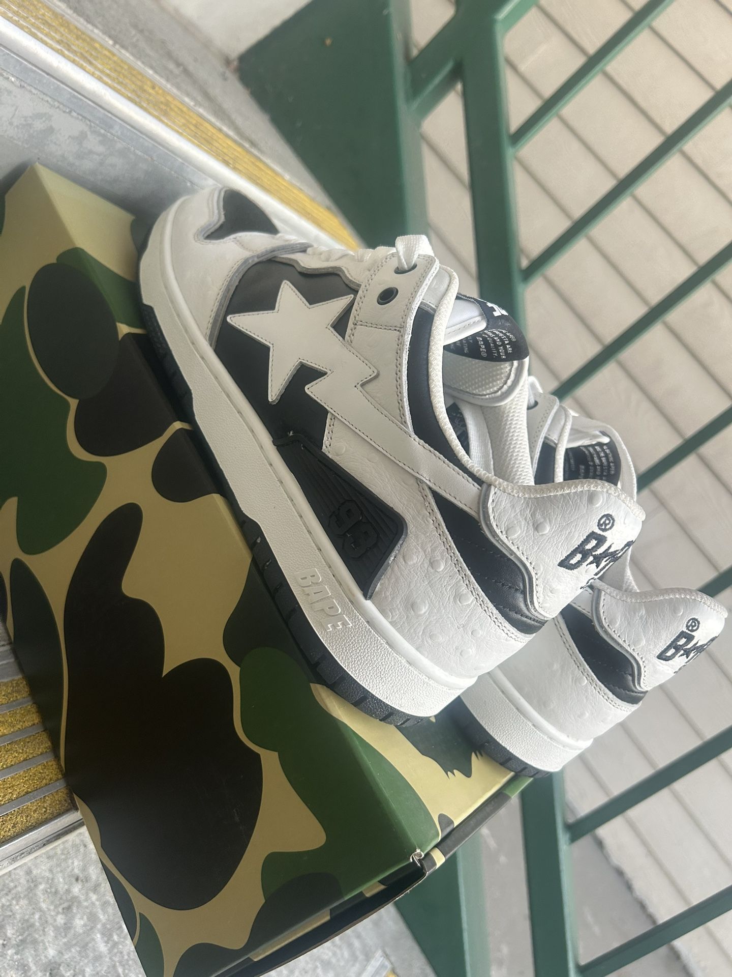 Bathing Ape White And Black Panda dunks Size 13