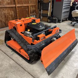 New Remote Control Lawn Mower BRUSHLESS MOTORS
