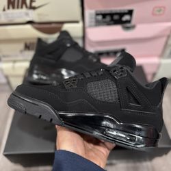 Men’s Jordan’s 4s BlackCats⚡️