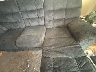 Couch set (recliners )