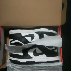 Brand New Nike Dunks 