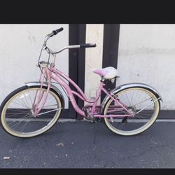 Schwinn Ladies 26" , 7 Speed Roxie Cruiser