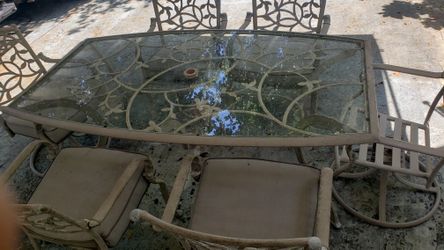 All Aluminum Table & 6 Chairs