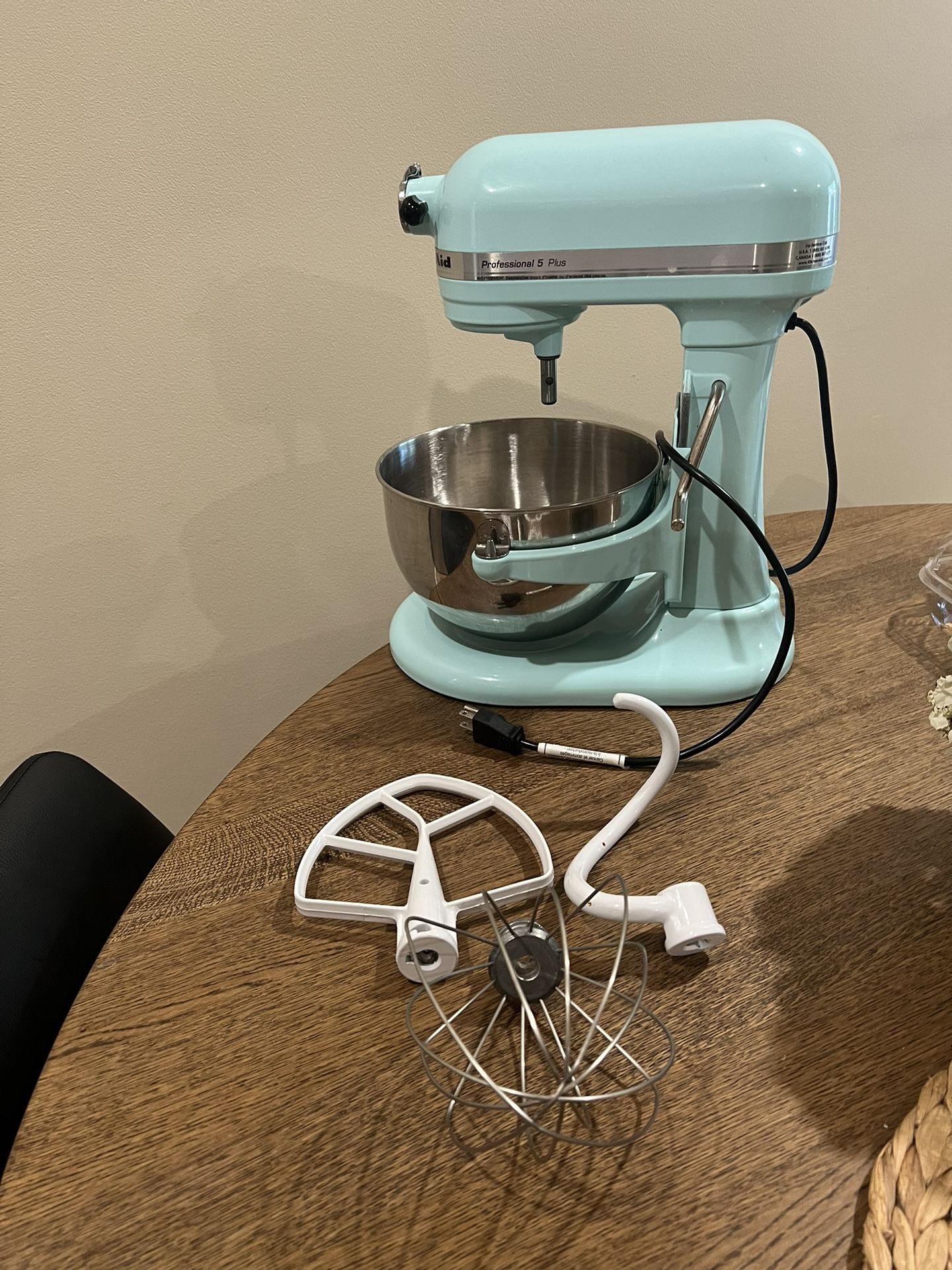 KitchenAid Pro 5 Plus 5 Quart Bowl Lift Stand Mixer