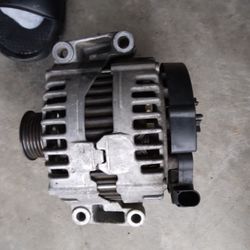 Used Mercedes-Benz  ALTERNATOR 