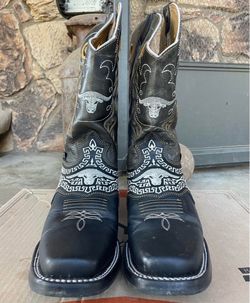 REYME Mens Size 10 Boots