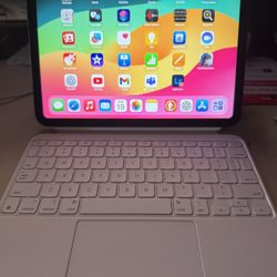 Ipad 10th gen With Apple Key Board Case