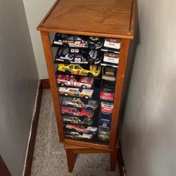 Rotating Collectible Car Table