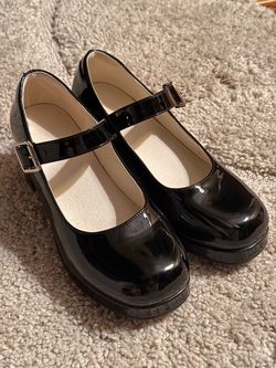 Black Mary Jane heels - size 6.5