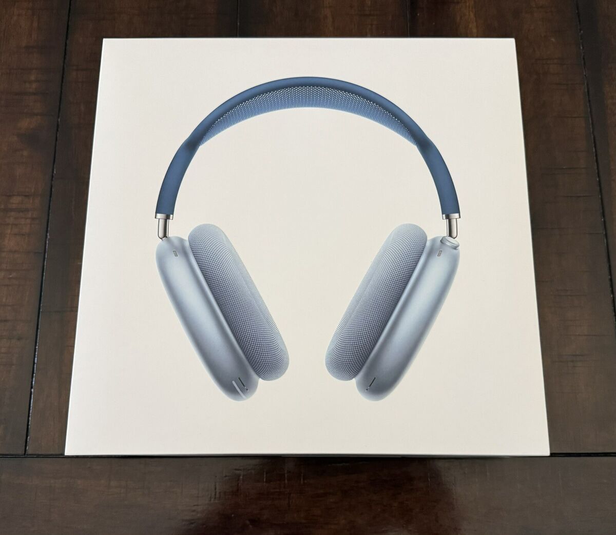 Apple AirPod Maxes New! Cheap