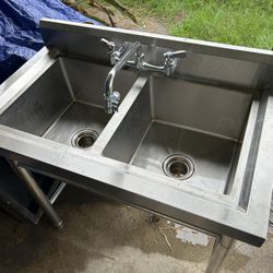 3 Compartment Sink With Heater