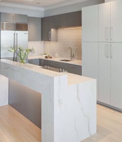 Custom Kitchen Cabinets
