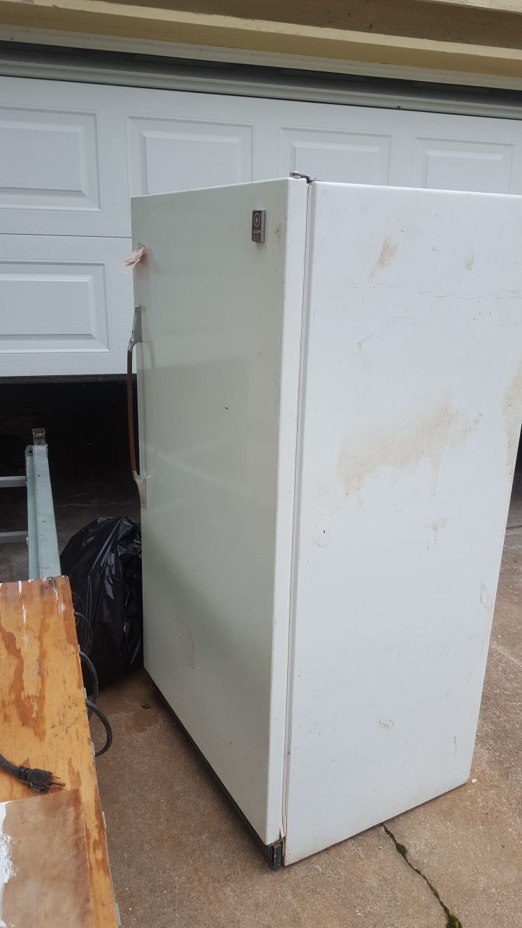 Stand up freezer for Sale in Tulsa, OK OfferUp