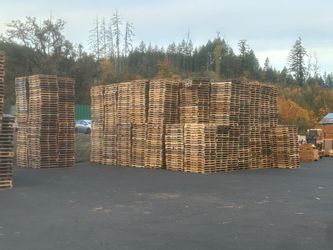 Pallets: 48” x 40” Grade A Wood Pallets