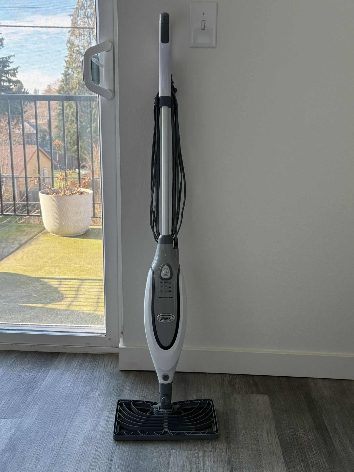 Shark Professional Steam Pocket Mop