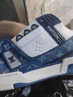 Louis Vuitton Sneakers