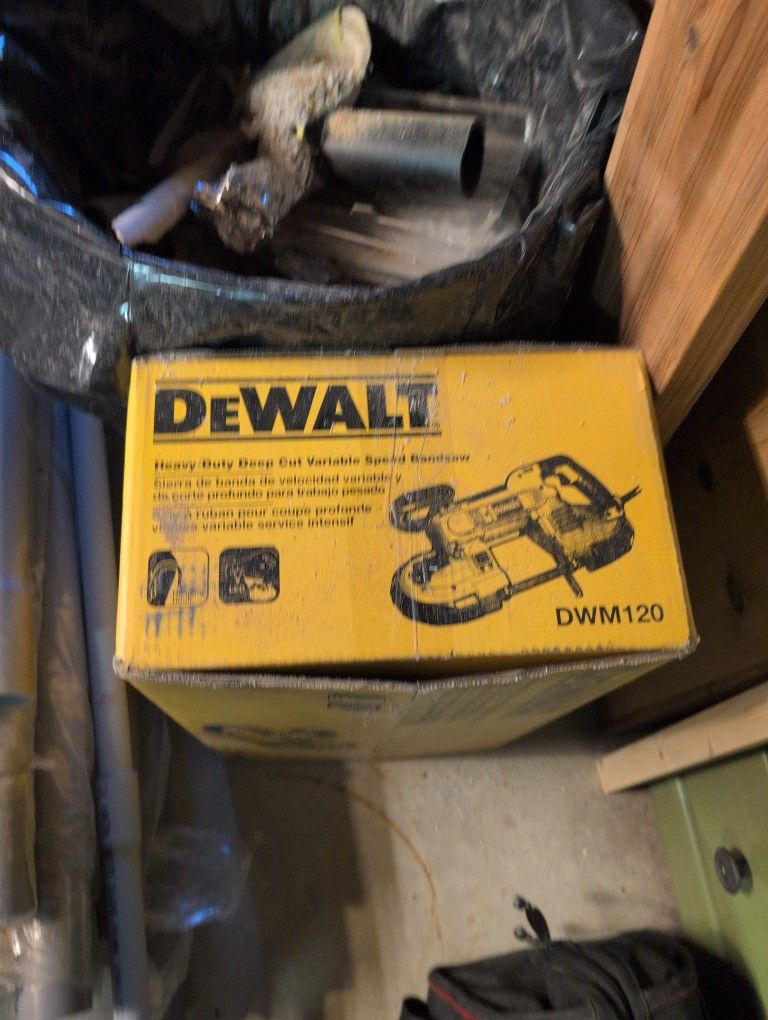 DeWalt Bandsaw
