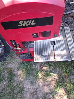 Skill band saw