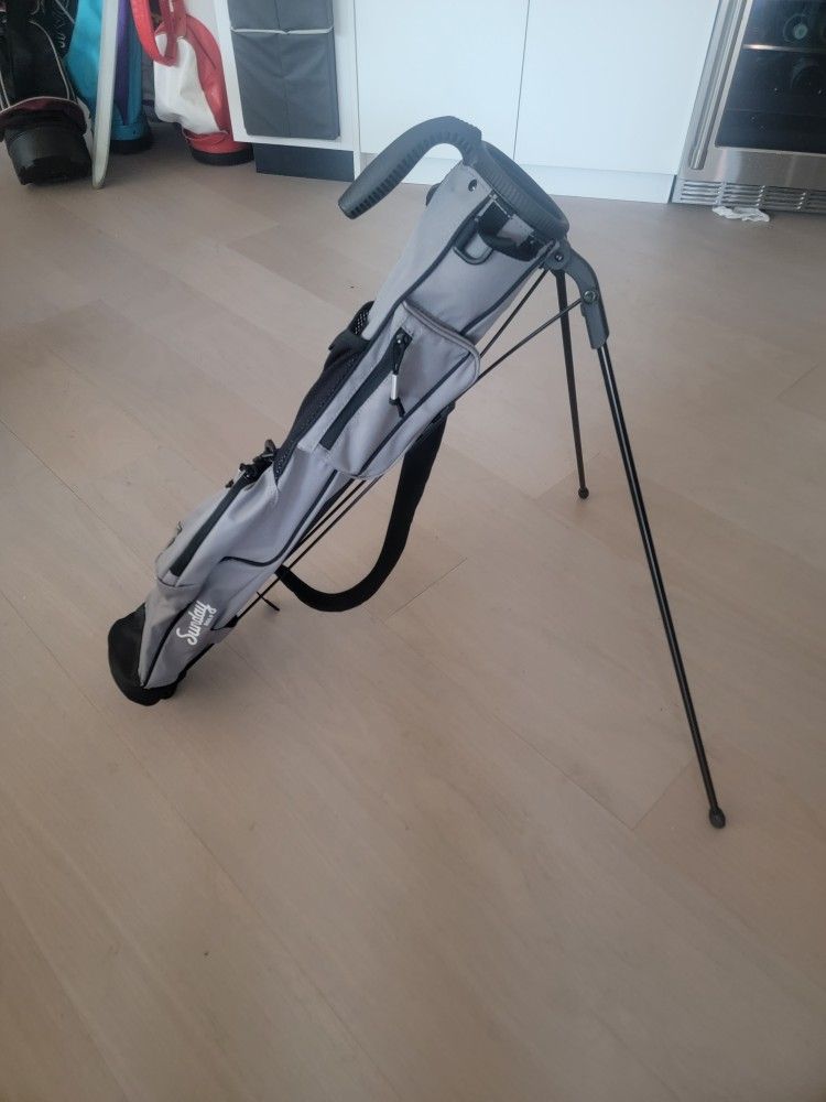 Sunday Golf - Lightweight Sunday Golf Bag with Strap and Stand