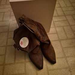 Pop dark brown boots