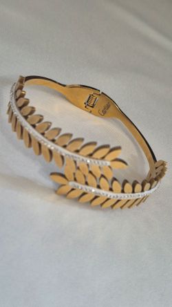stainless steel tarnish-free jewelry bangles