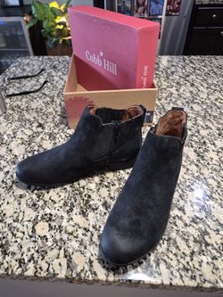 Ankle boots