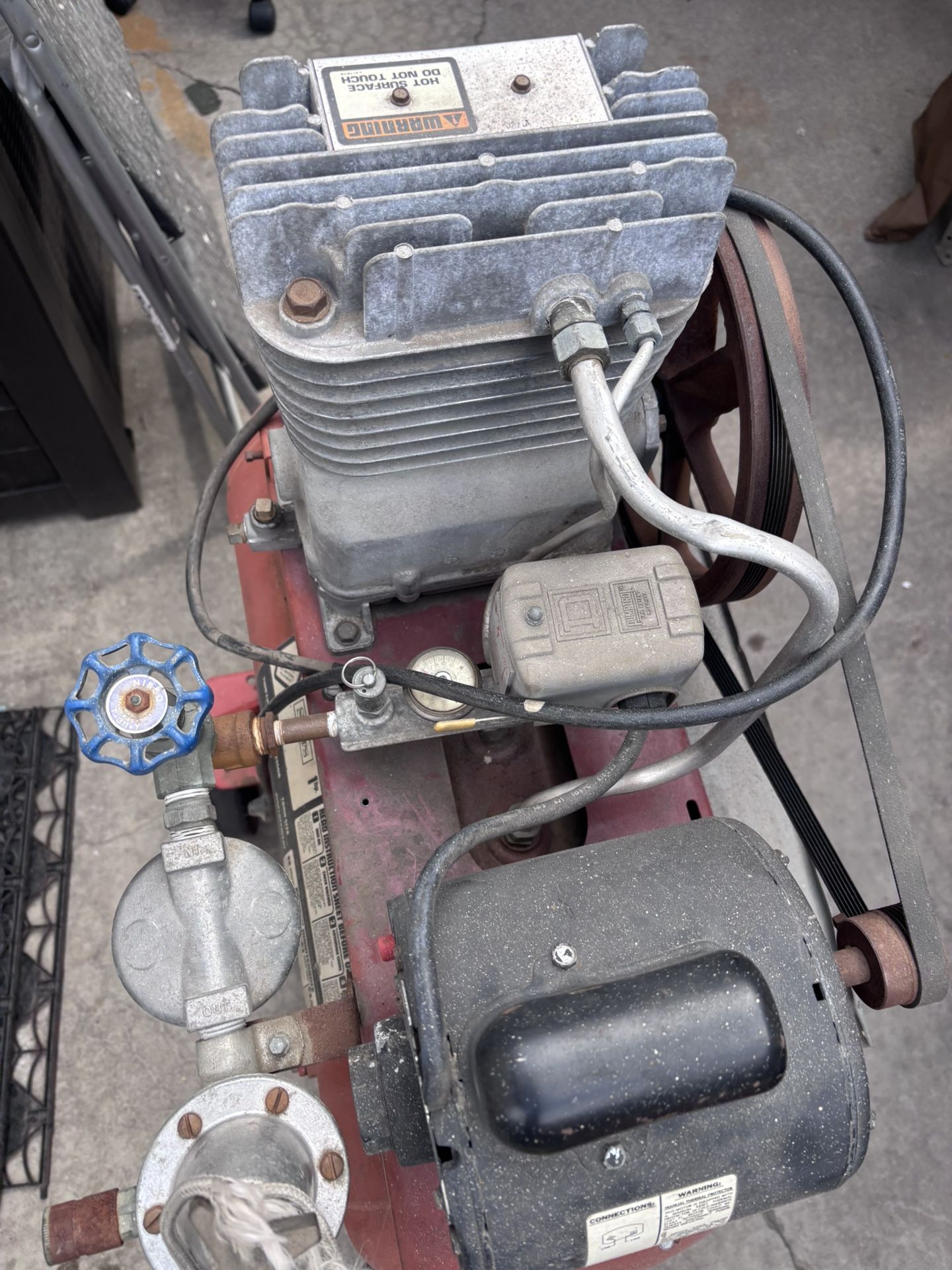 Air Compressor 