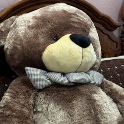 Giant Brown Stuffed Bear ( Giant Teddy) 