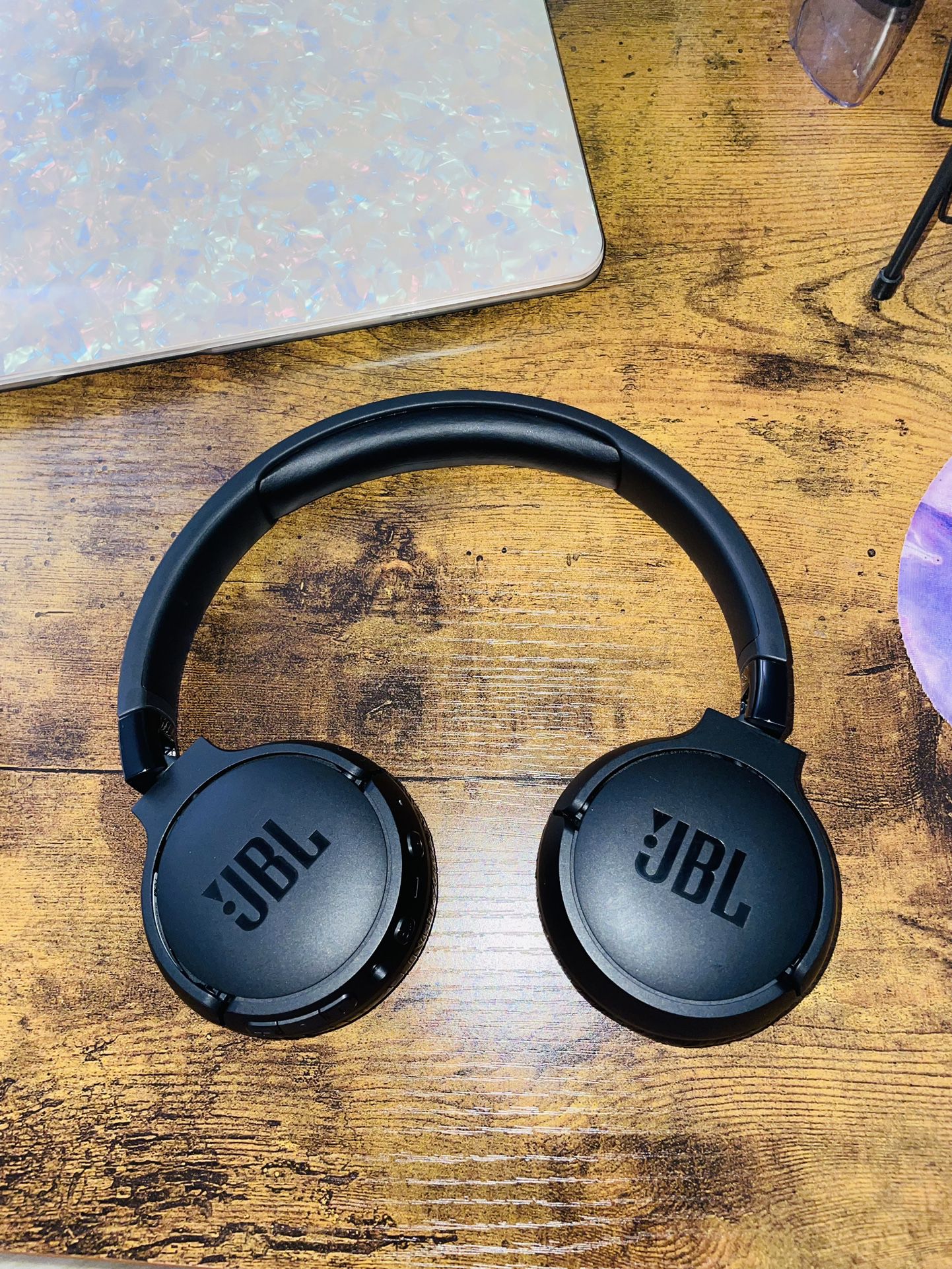 JBL Headphones TUNE660NC