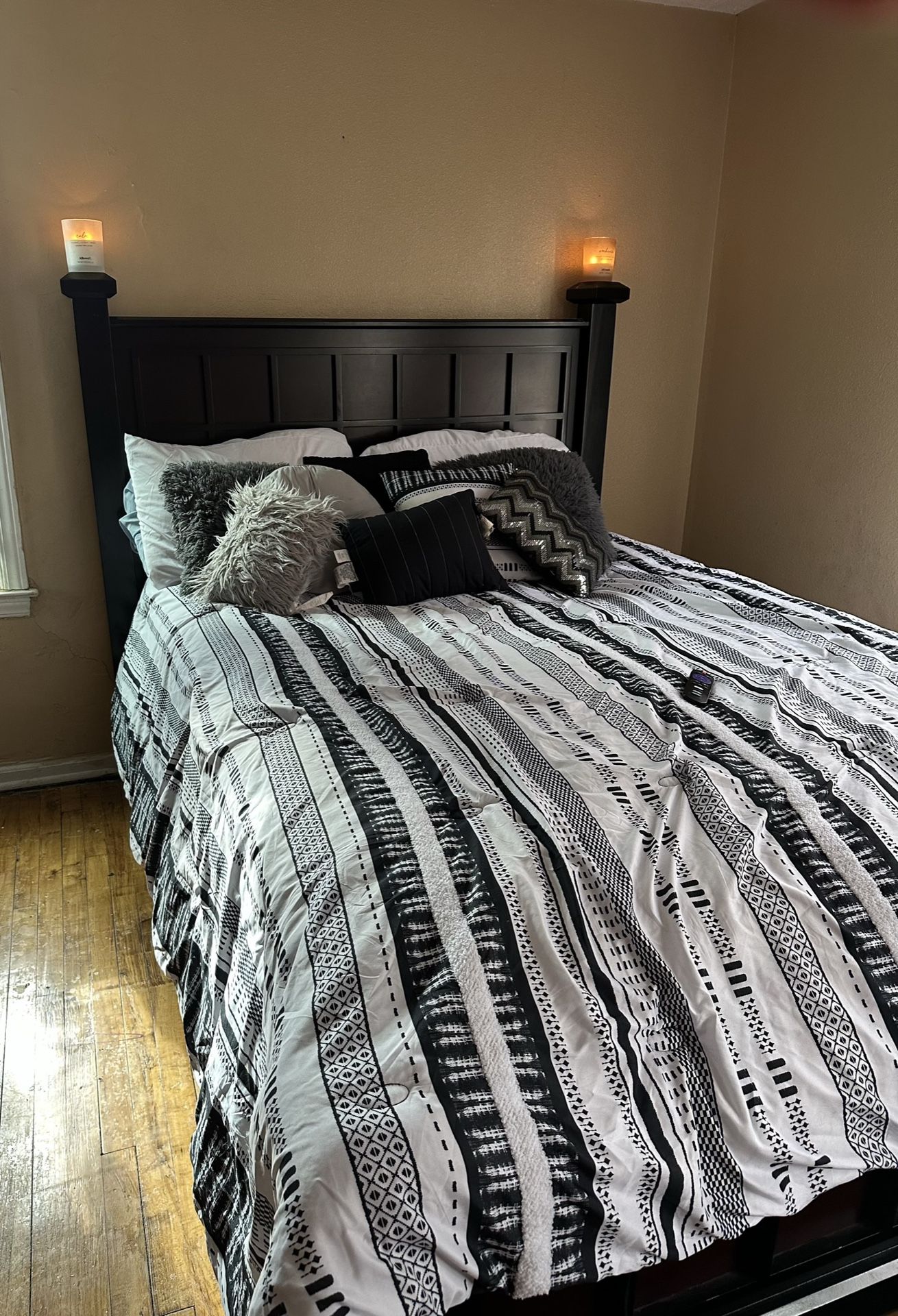 Winchester 3-piece Queen Bedroom Set